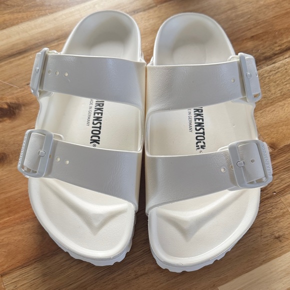 Birkenstock Classic White Slides - Picture 3 of 9